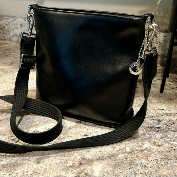 Coach Handbags - Vintage COACH Purse Black Leather Metro Crossbody
Bucket Shoulder Bag #9443
